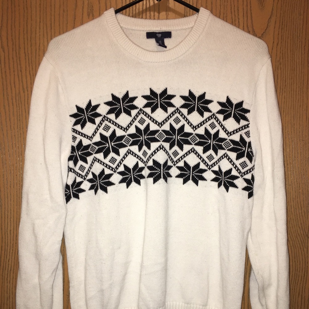 Gap Christmas sweater